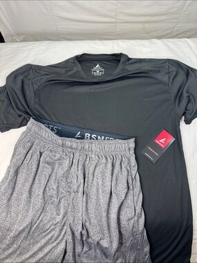 BSN Sports Mens Medium Athletic‎ Set Shirt Shorts Gym Training NWT